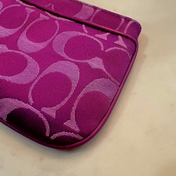 COACH Signature C Jacquard Wristlet with Leather Step and Trim in Purple - Picture 9 of 12